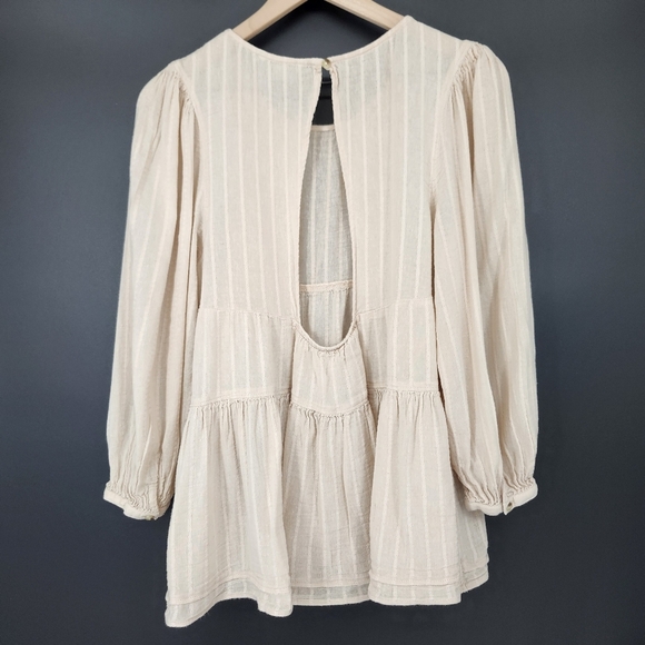 American Eagle Womens Tiered Blouse Top Size M Tan Peasant Neutral Minimalist - Picture 8 of 9